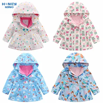 HONEYKING/ Непромокаемое пальто из искусственной кожи для девочек, детский тренч, Детская куртка для маленьких девочек, Флисовая куртка для младенцев, Верхняя одежда с капюшоном