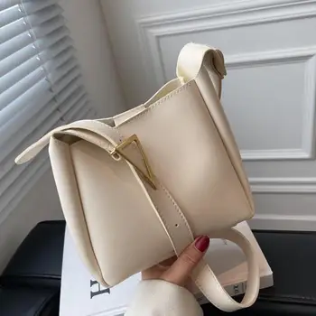 Весенняя новая роскошная брендовая женская сумка через плечо из мягкой искусственной кожи, однотонная маленькая сумочка 2022, Модная композитная сумка через плечо